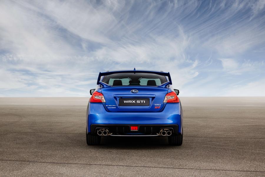  Subaru WRX STI 2017 года  (WW) (фото 11 из 40)